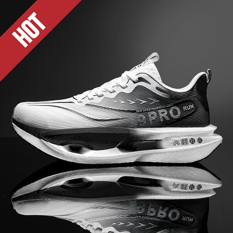 ランニングシューズ カーボンボード 特殊マラソン メンズ ス - Running Shoe Carbon のレビューと価格