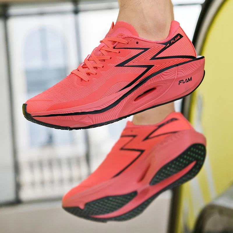 ランニングシューズ カーボンボード 特殊マラソン メンズ ス - Running Shoe Carbon のレビューと価格