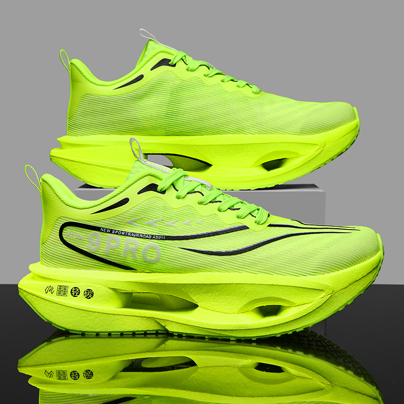 メンズランニングシューズ カーボンボード マラソン専用 スポ - Running Shoe Carbon のレビューと価格