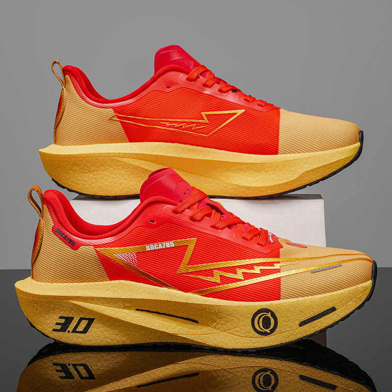 メンズスポーツランニングシューズ カーボンプレート マラソン - Running Shoe Carbon のレビューと価格