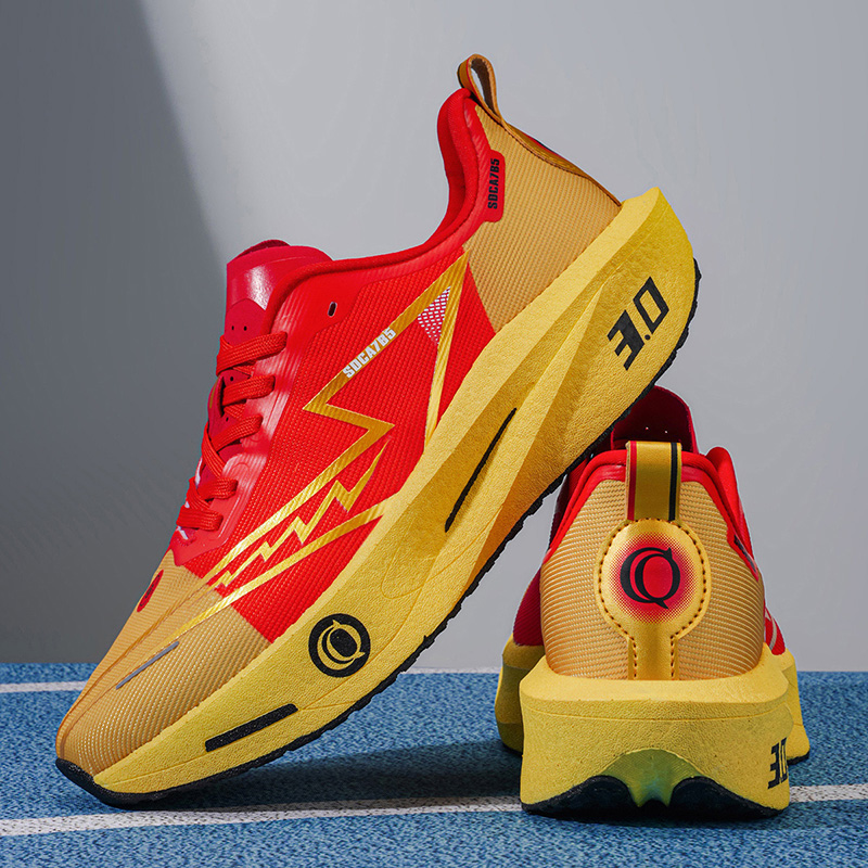 メンズスポーツランニングシューズ カーボンプレート マラソン - Running Shoe Carbon のレビューと価格