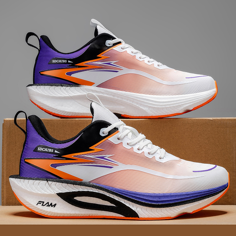 ランニングシューズ メンズ カーボンボード マラソン スポー - Running Shoe Carbon のレビューと価格